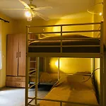 スタジオス アラバス 3*