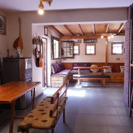 게스트하우스 Arabas 3*