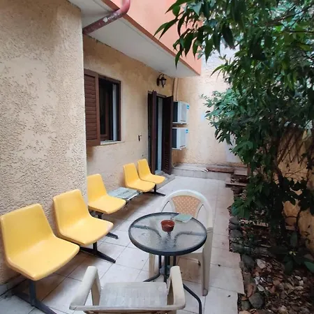 أراباس بيت ضيافة سالونيك