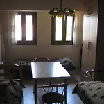 Arabas Pensión Tesalónica
