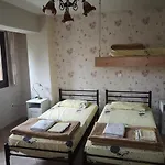 Pensión Arabas